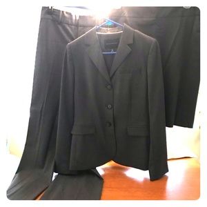 Banana Republic 3- Piece Suit- Jacket/Pant/Skirt